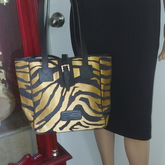 SOLD!RARE DOONEY BOURKE AUTHENTIC LEATHER TOTE… - Picture 9 of 9